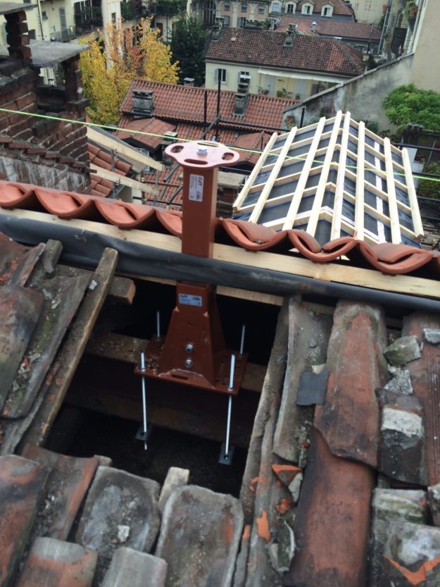 Fase di installazione linee vita