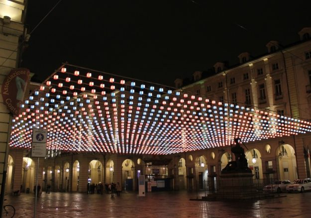 Installazione Luci d'Artista Tappeto Volante